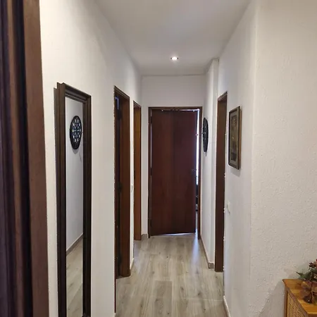 Flat Near Marina And 포티마오