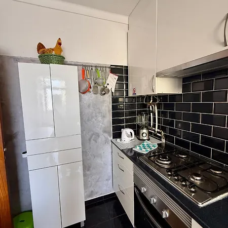아파트 Flat Near Marina And 포티마오